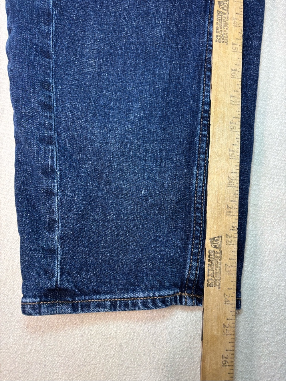 Old Navy High Rise Barrel Leg Jeans Womens 12 Cropped Medium Wash Denim - Picture 6 of 7
